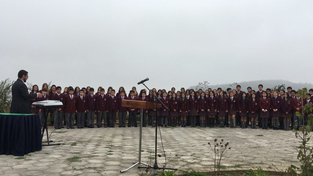Colegio Almondale Lomas participa de Coros para Violeta
