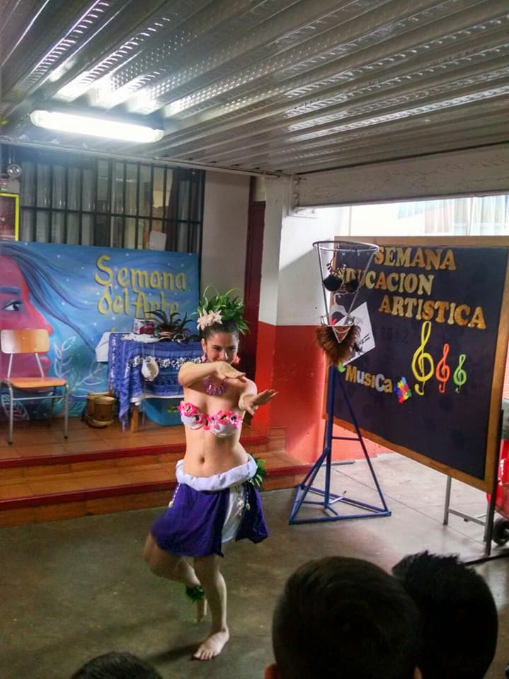 Jueves, «Rosita Tuma» danza Folclórica