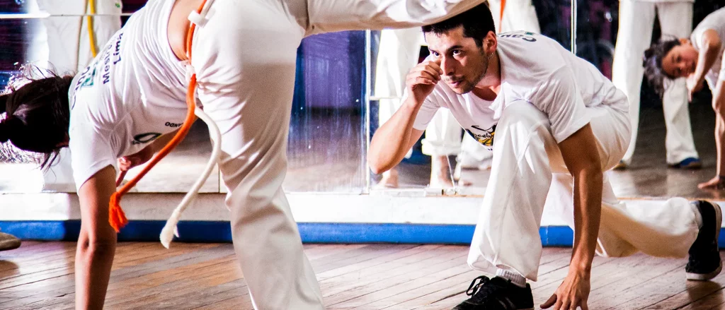 Clase abierta: iniciación a la capoeira