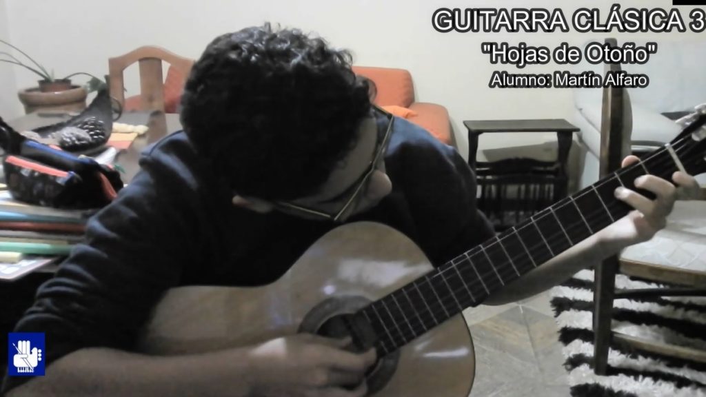Alumno de Guitarra Clásica se luce en la SEA 2021 de la Escuela Artística