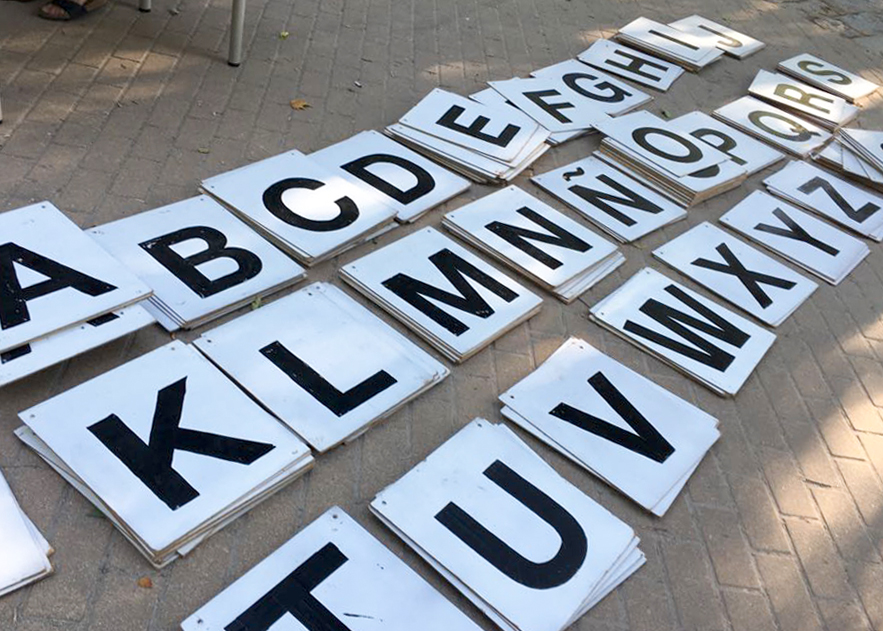 Pregúntale a la Poesía