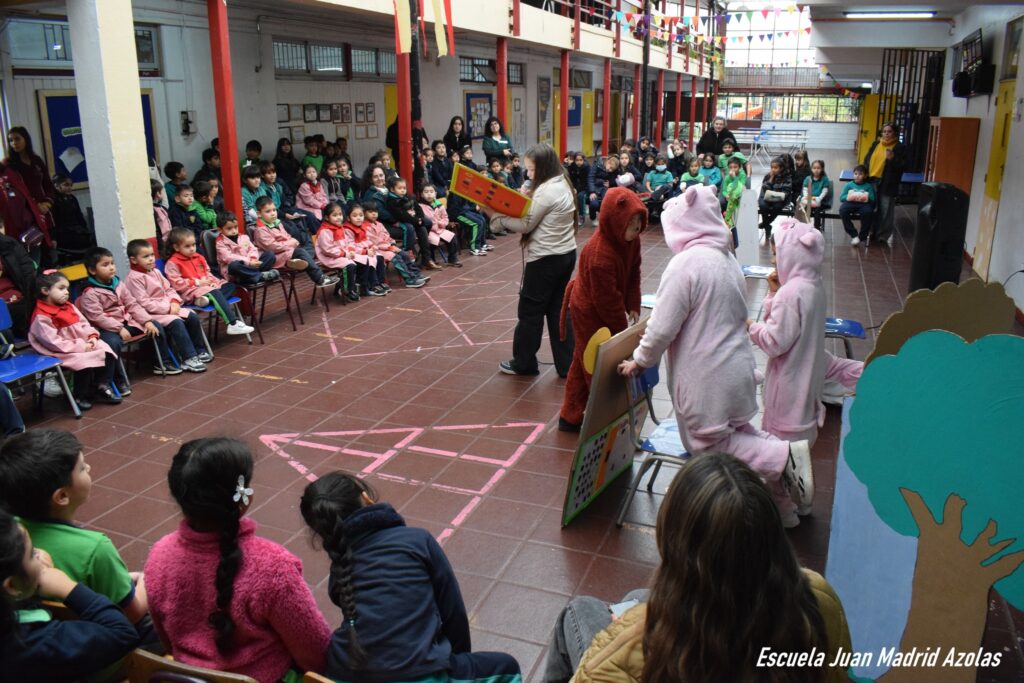 DÍA DE LAS ARTES ESCÉNICAS ESCUELA JUAN MADRID