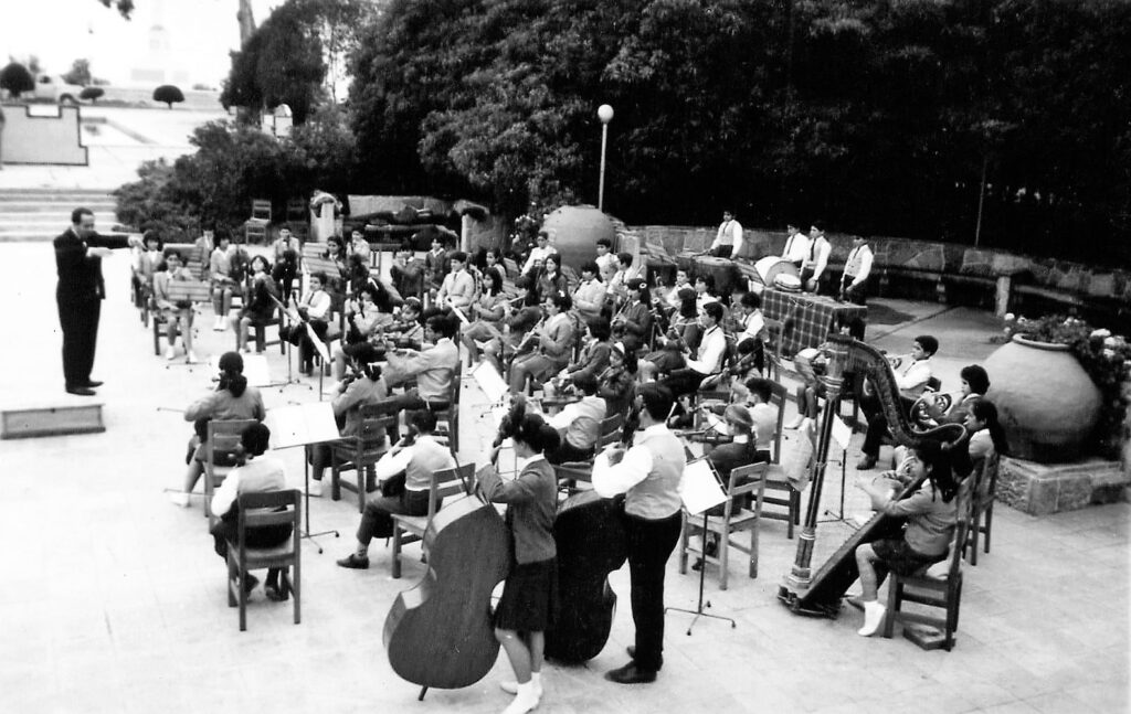 A 52 años de su asesinato, las orquestas infantiles y juveniles de Chile tienen su día en honor a Jorge Peña Hen